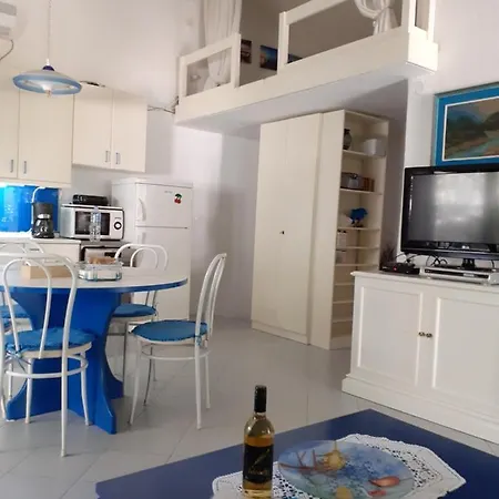 Spacious House 100 Metres From The Beach Pefkochori