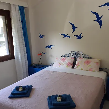 Dom wakacyjny Spacious House 100 Metres From The Beach