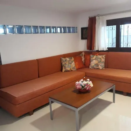 Spacious House 100 Metres From The Beach Dom wakacyjny *