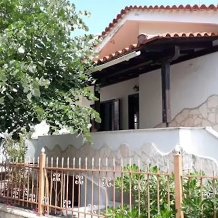 Dom wakacyjny Spacious House 100 Metres From The Beach *